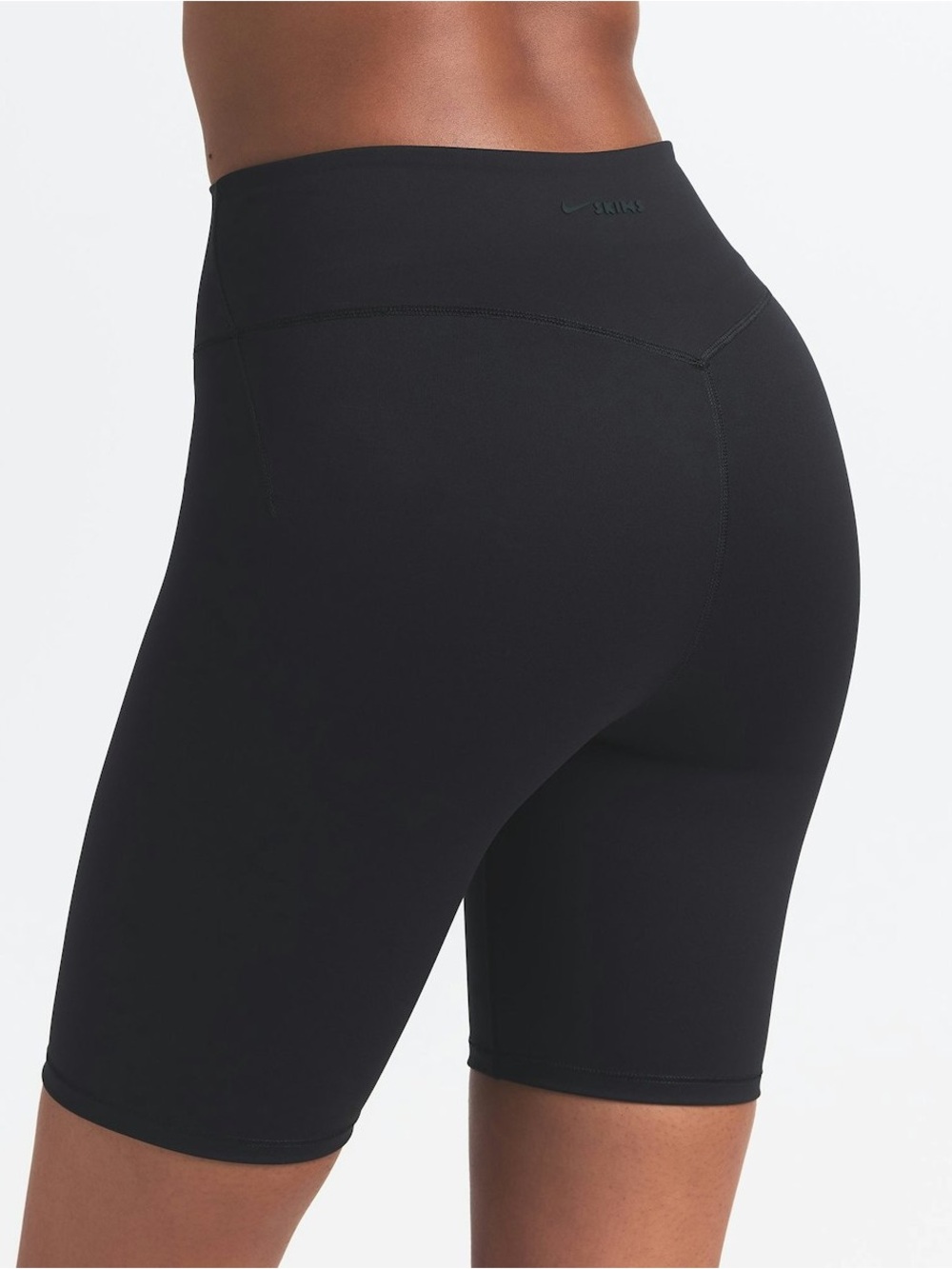 NikeSKIMS High-Waisted 7” Biker Shorts